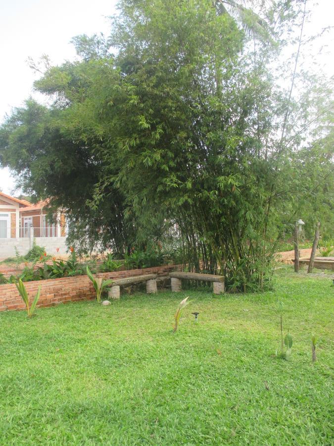 Bamboo Garden Resort Дуонг-Донг Экстерьер фото