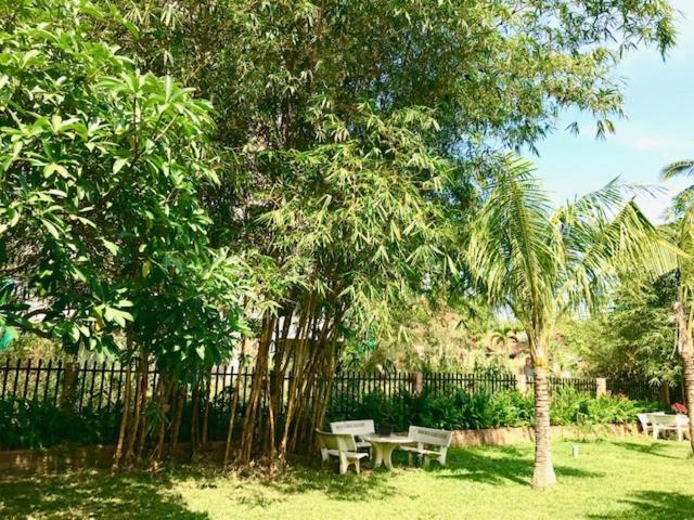 Bamboo Garden Resort Дуонг-Донг Экстерьер фото
